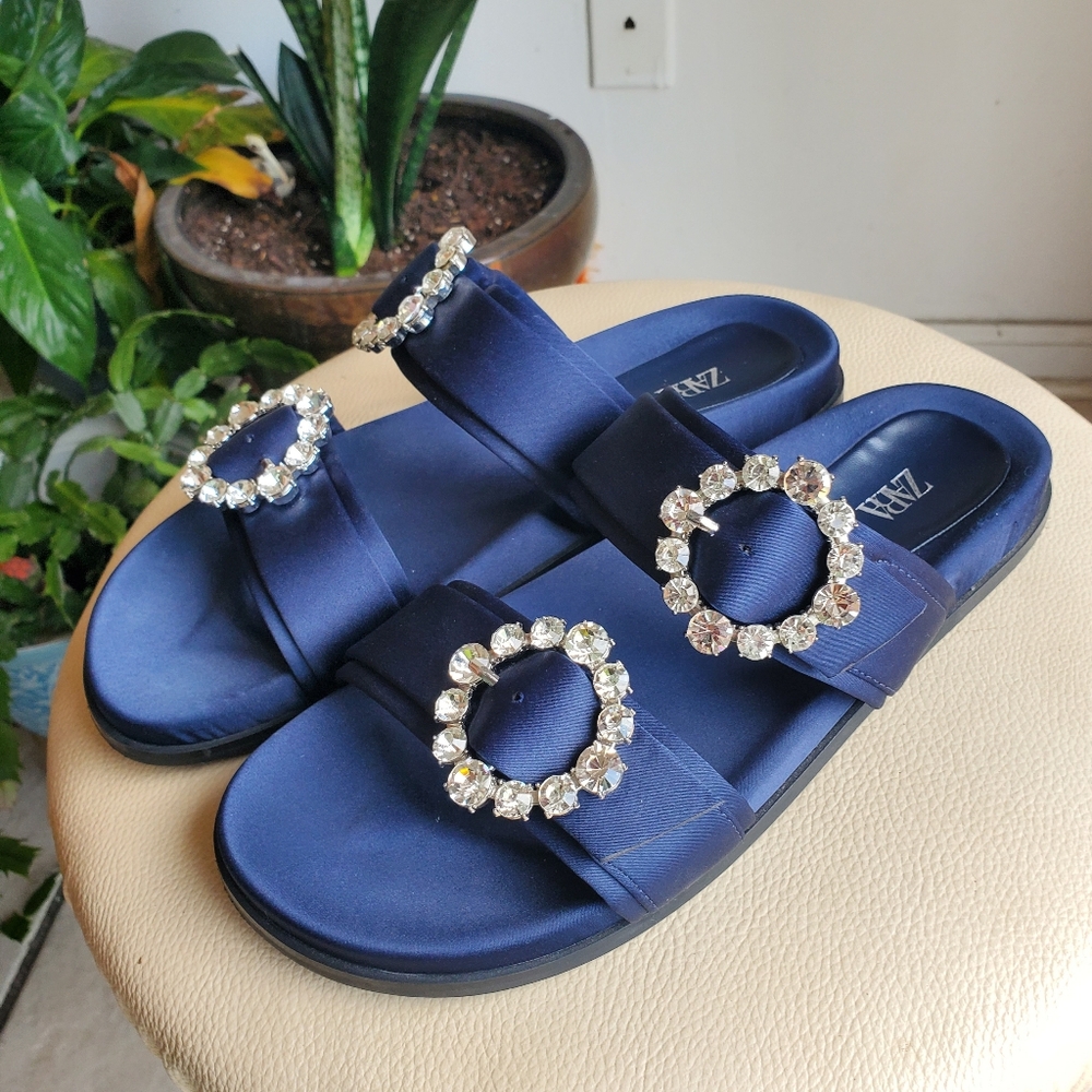 Zara Women's Navy Sandals with Crystal Accents - Picture 4 of 6